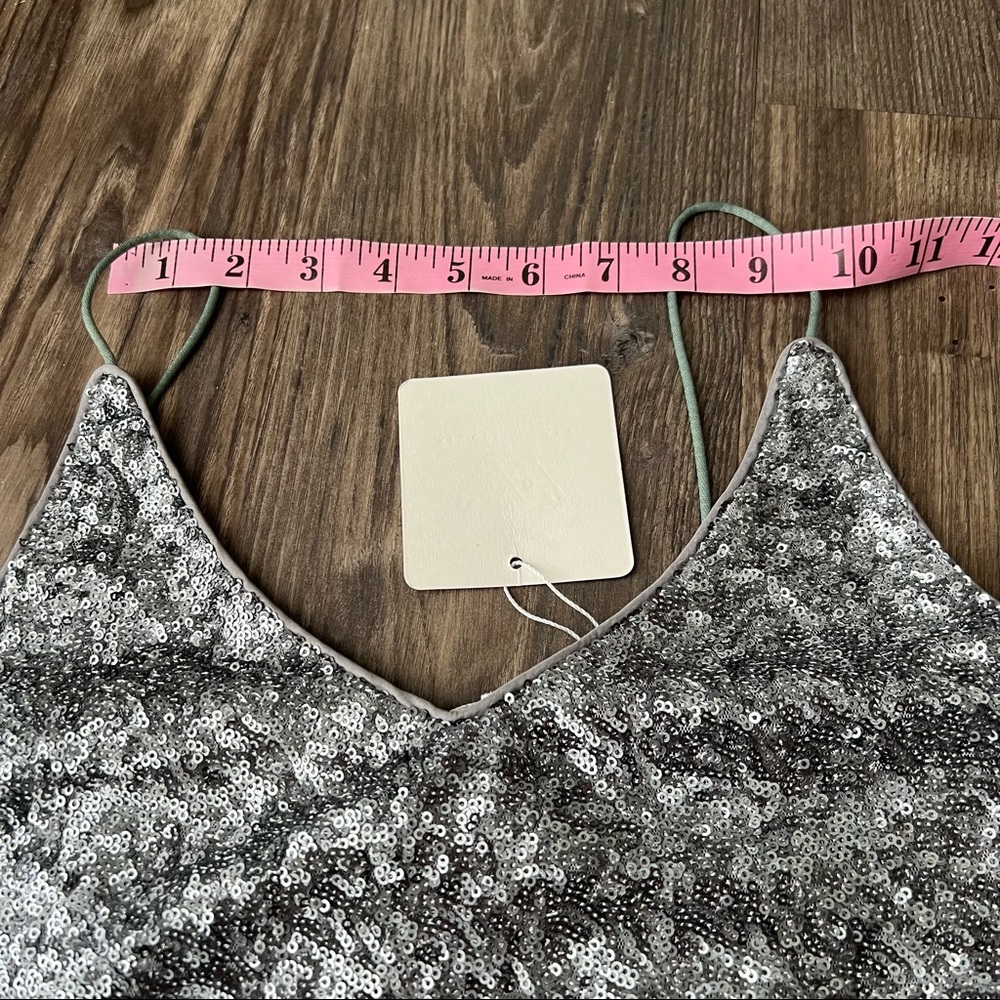 Six Crisp Days NWT Sequin Camisole - Picture 14 of 14
